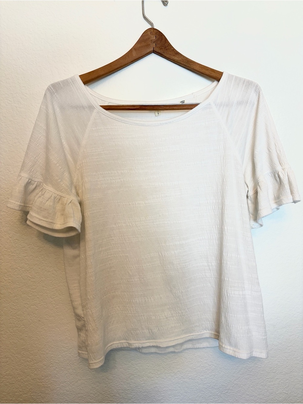 Max Studio White Ruffle Short Sleeve Tee